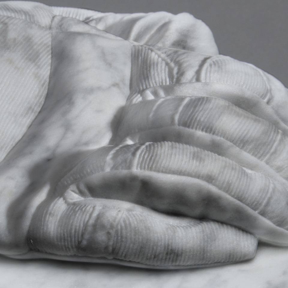 Thermal Glove, marble, 5 x 8 x 11 in.